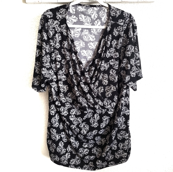 Lane Bryant Faux Wrap Short Sleeve Blouse Size 22/24 - Picture 1 of 11